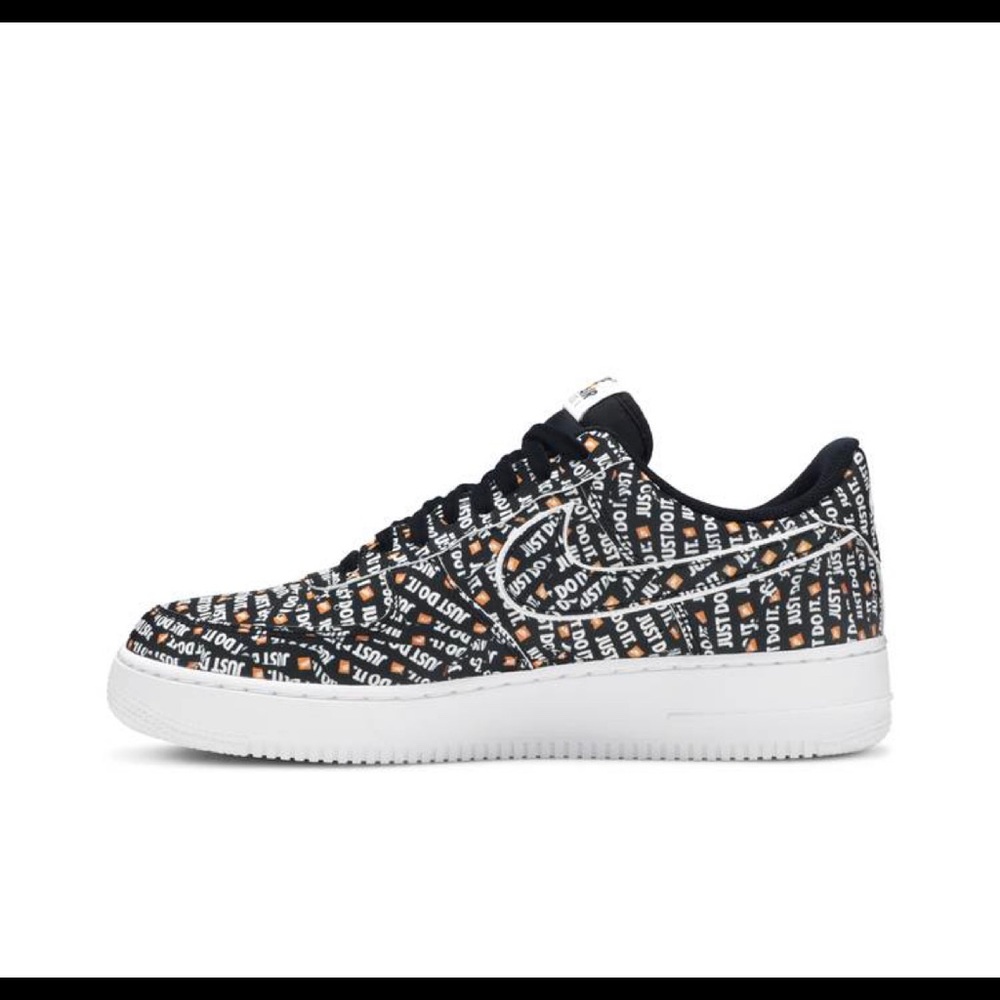 Air Force 1 07” LV8 1